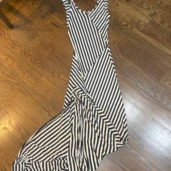 Monteau LA Black and Cream Striped Maxi #packware - Picture 10 of 15